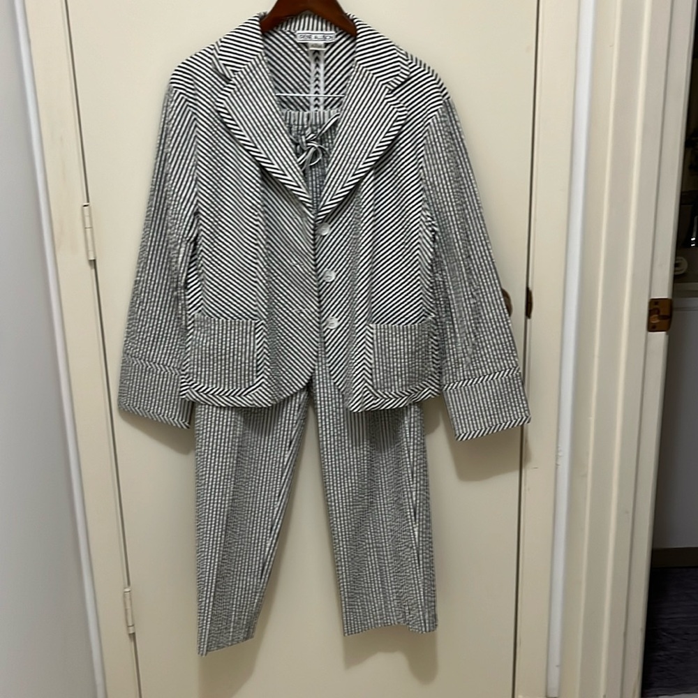 Black and white seersucker pantsuit.